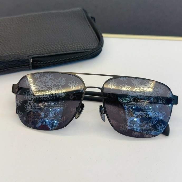 Picture of Chrome Hearts Sunglasses _SKUfw60540940fw